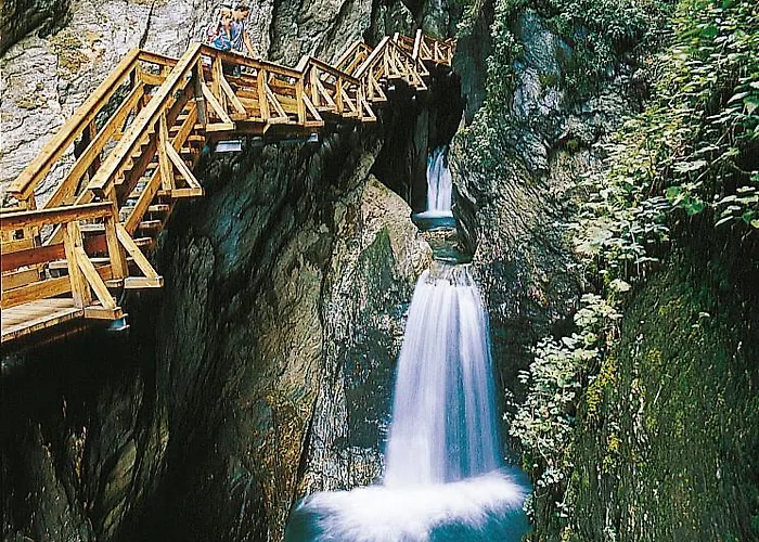 شقة فارينا *